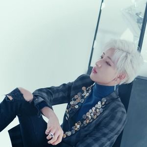 Meet your Posher, Kenisha